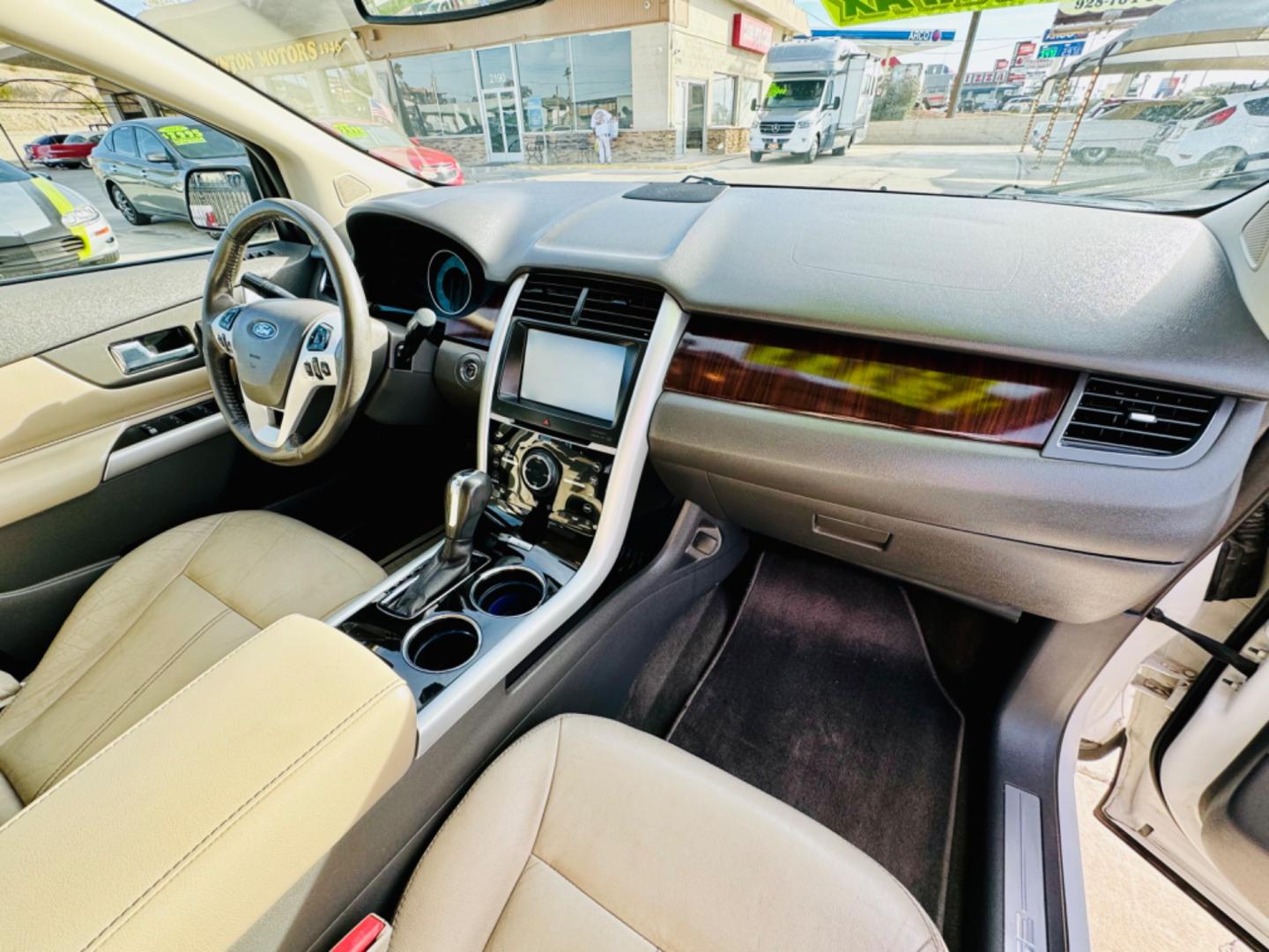 2013 White Ford Edge (2FMDK3KC8DB) , located at 2190 Hwy 95, Bullhead City, AZ, 86442, (928) 704-0060, 0.000000, 0.000000 - Photo#12